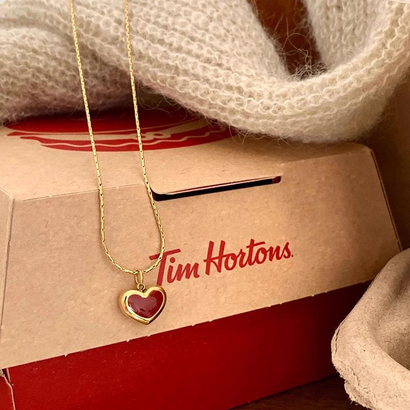 قلب العاطفة الذهبي