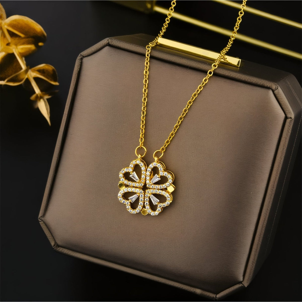 Collier Cœurs Doré